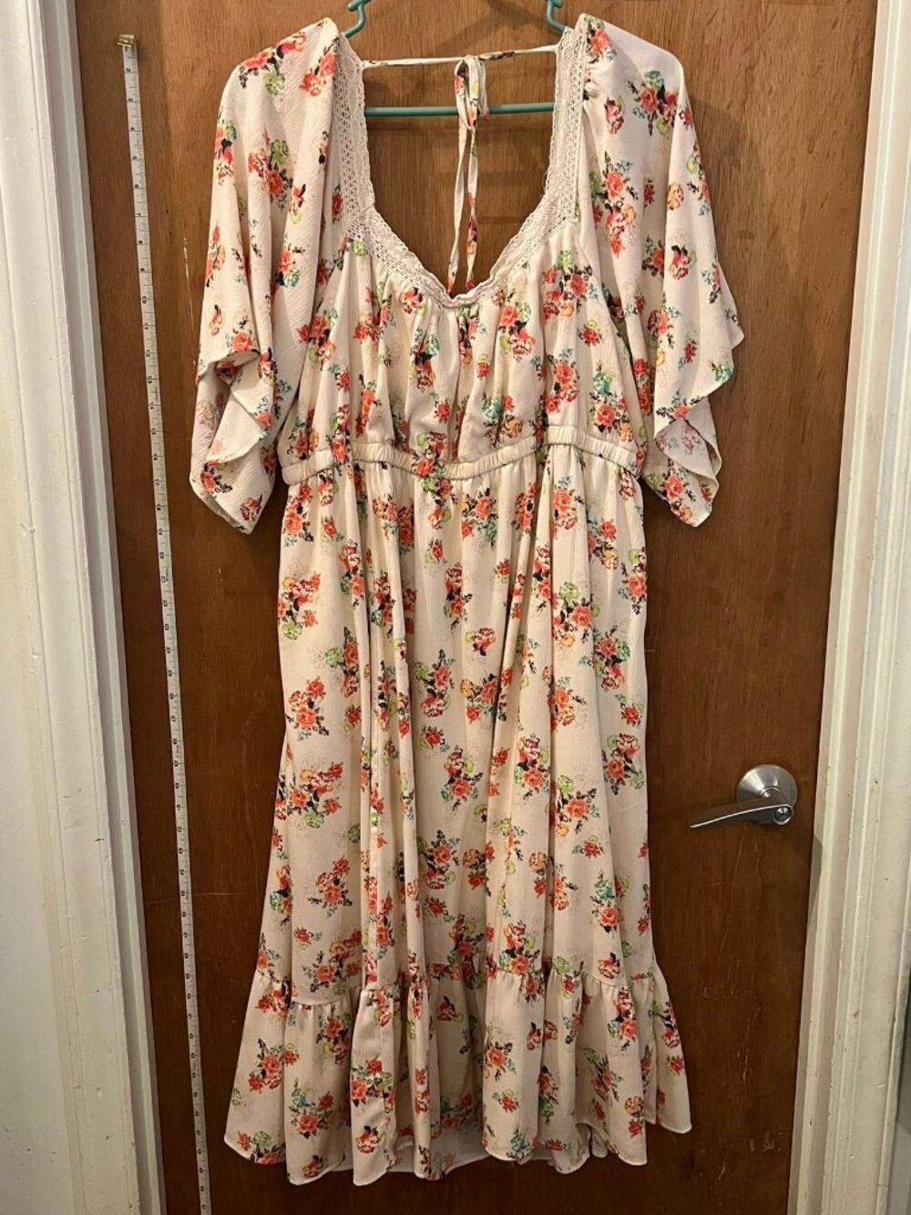 Size 3(3X) - Torrid - Beige and Pink Floral Short Sleeve Midi Dress